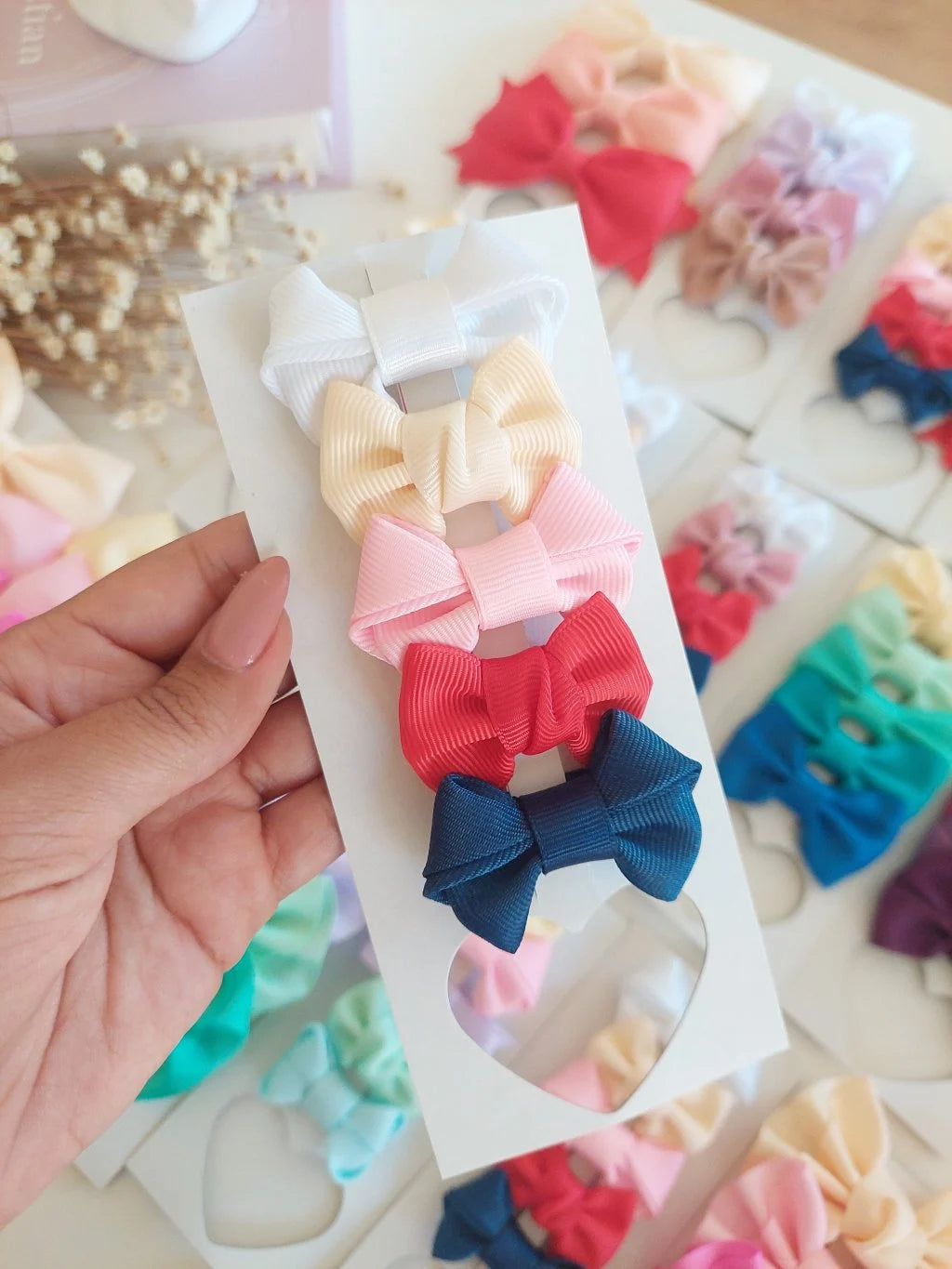 Pack essential colors