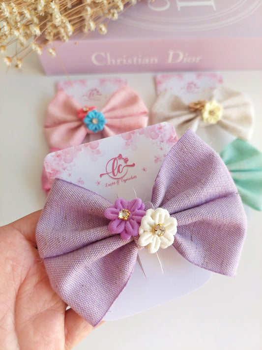 Butter linen and flowers