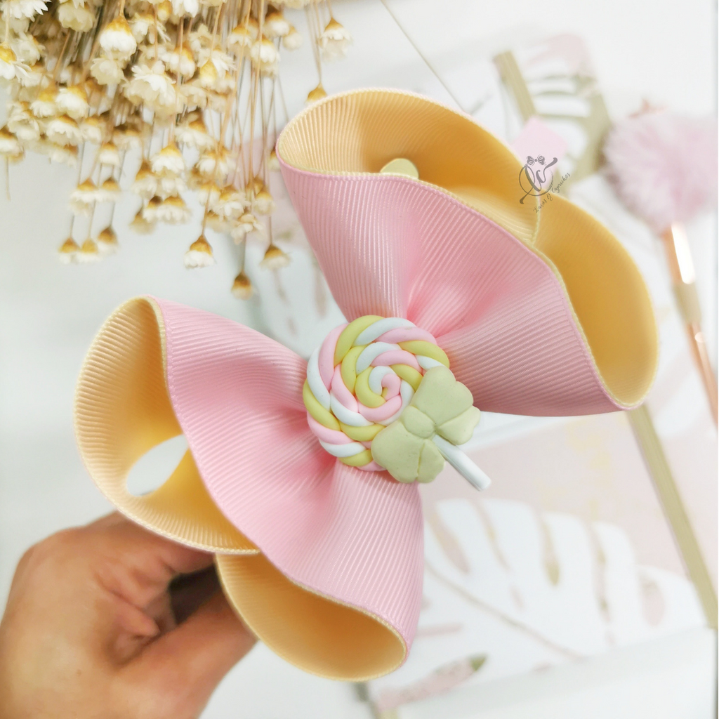 Candy boutique bow