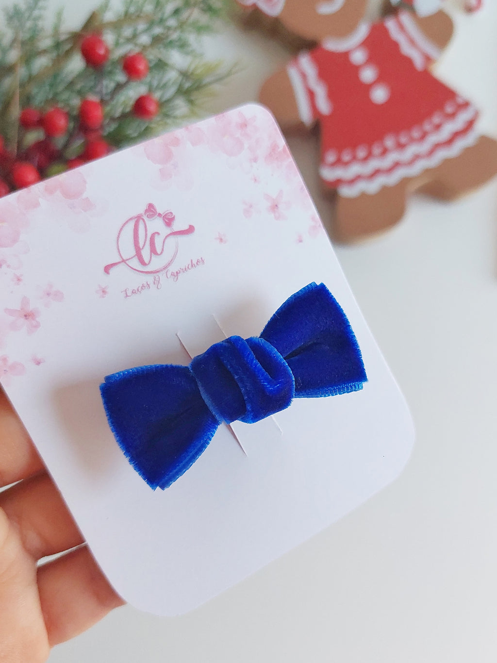 Velvet tie