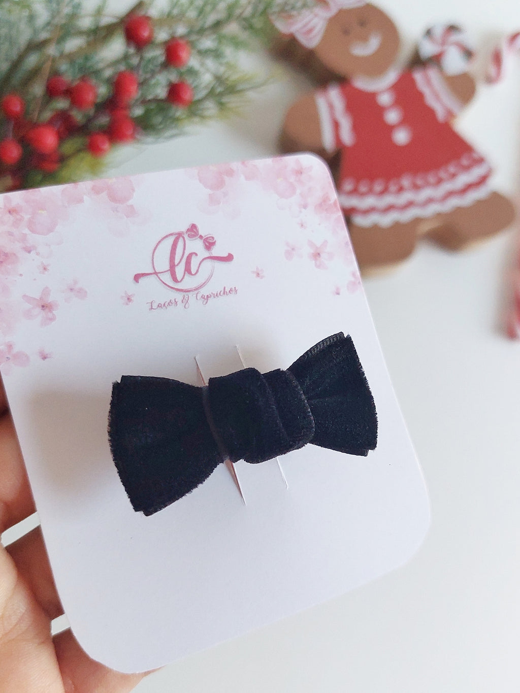 Velvet tie