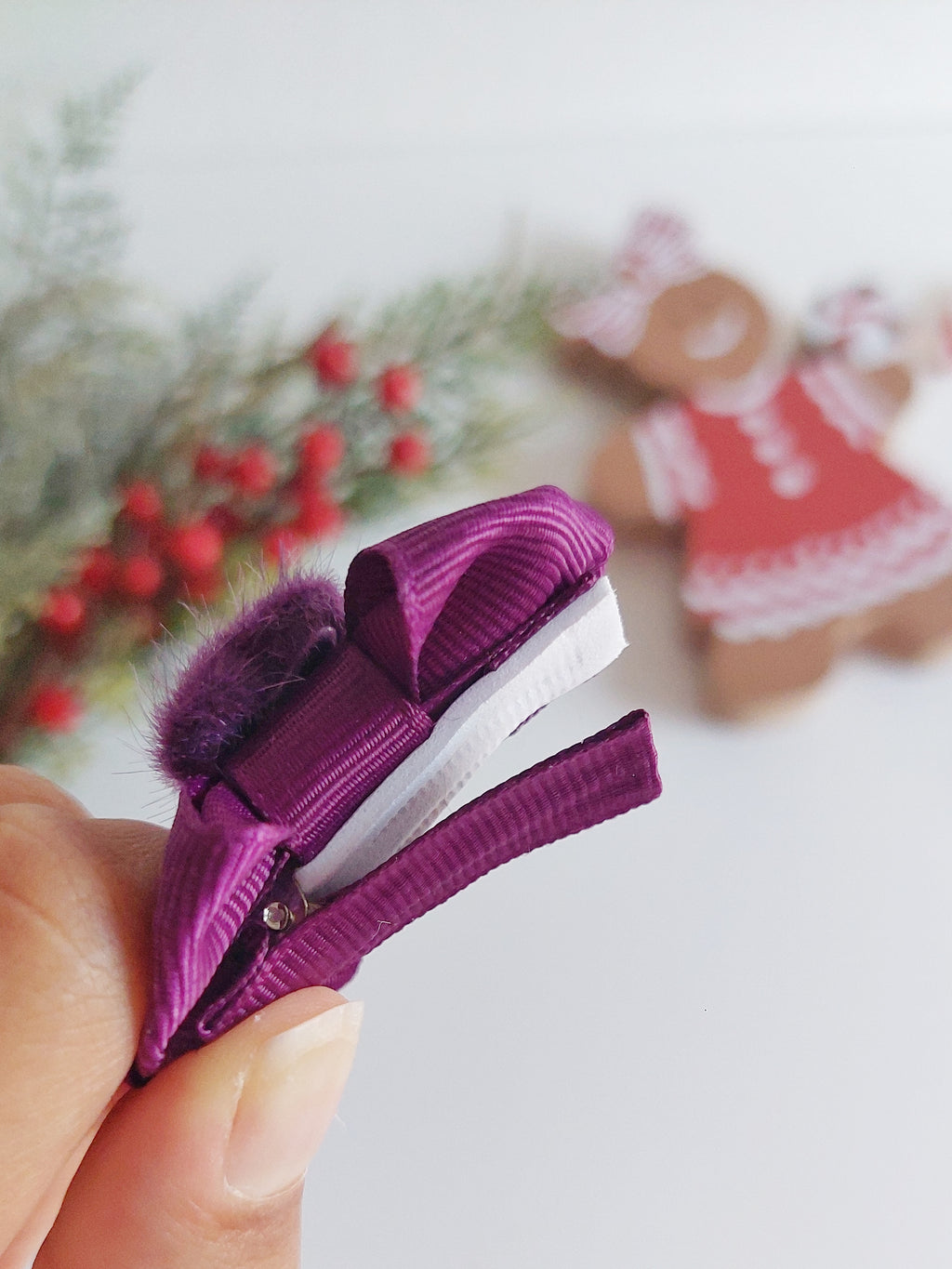 Love Winter bow