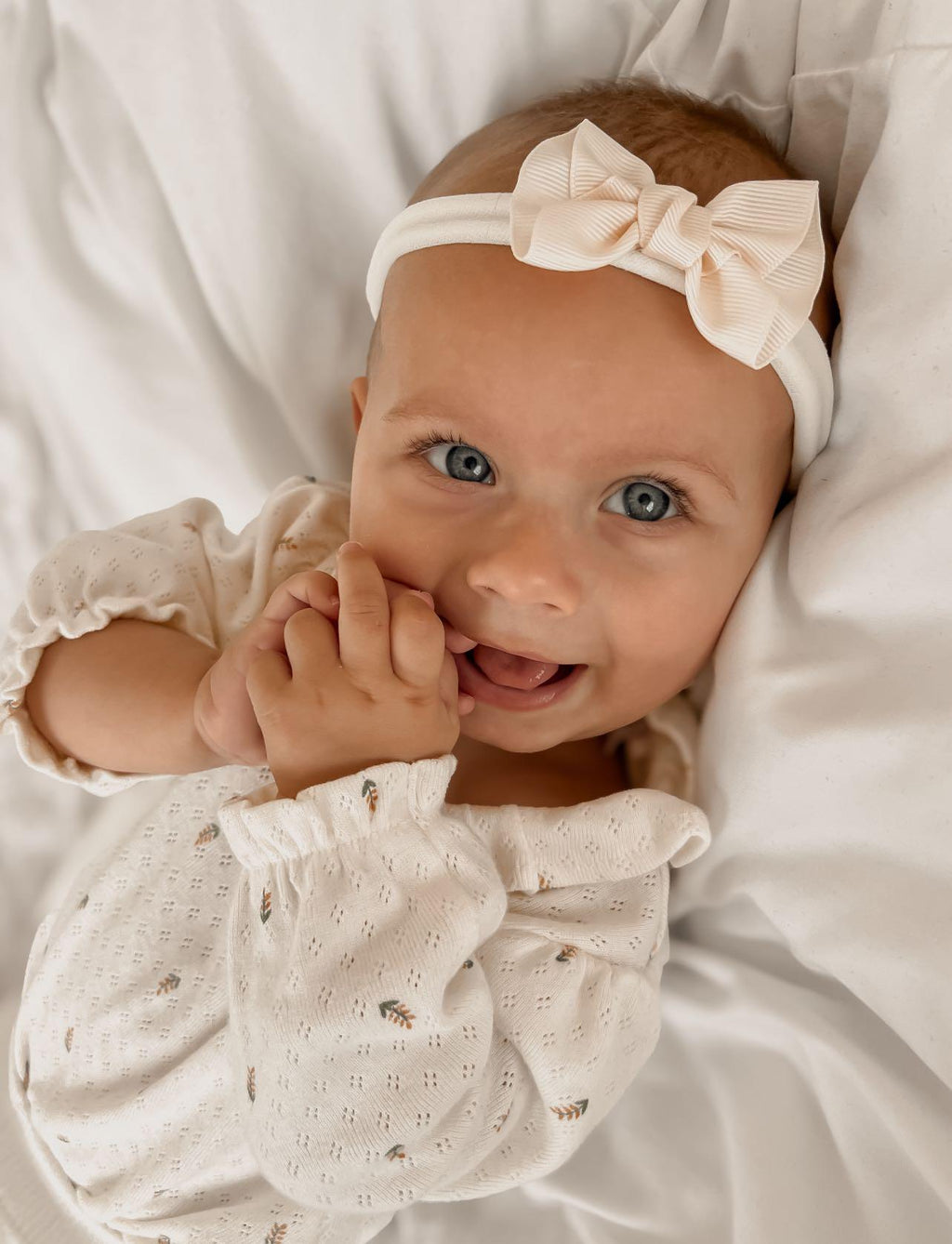 Diadema per bambina con volant, taglia M.
